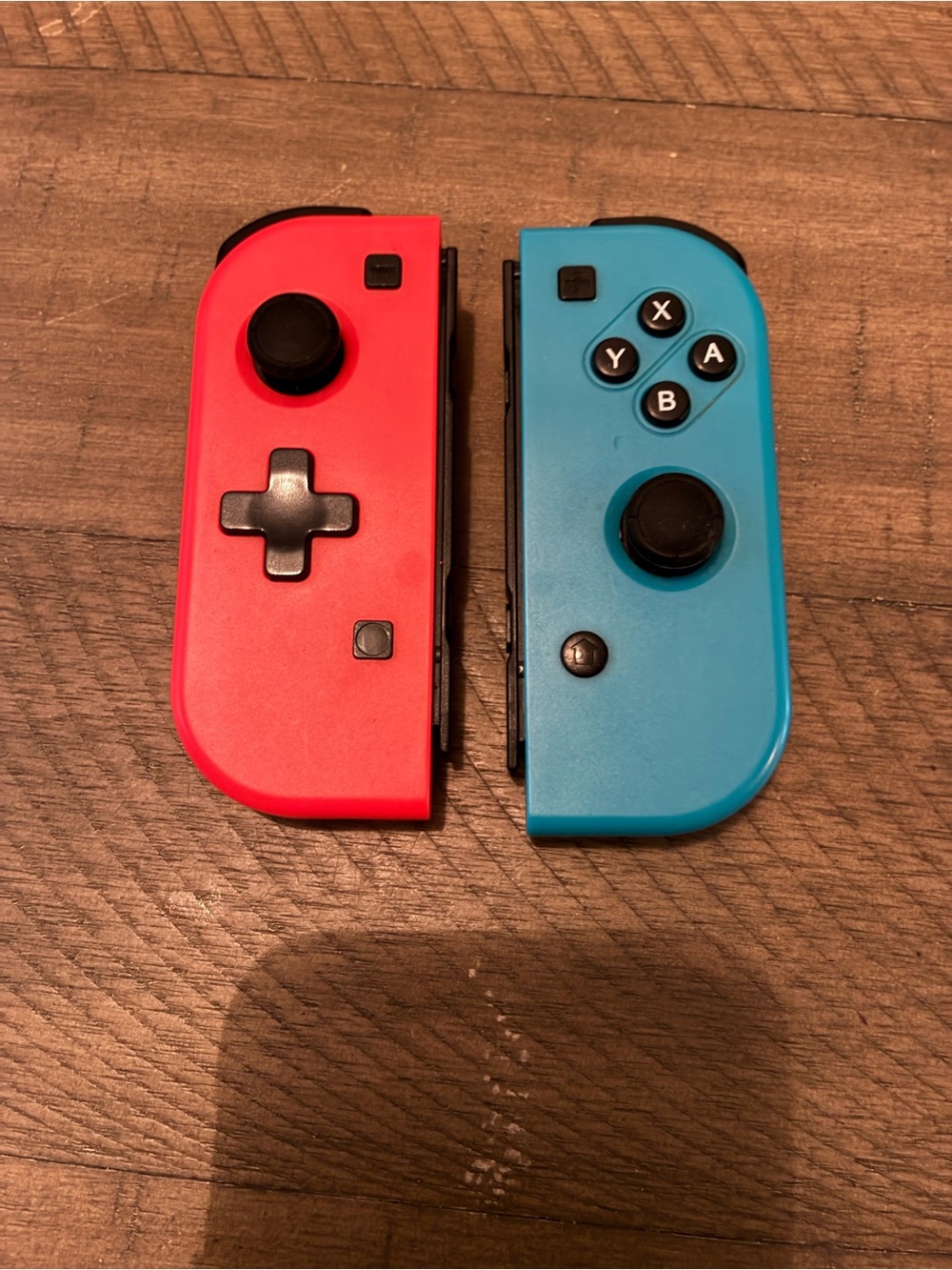 Wireless Game Controller SWH (Red) & Right (Blue) Controller Pair